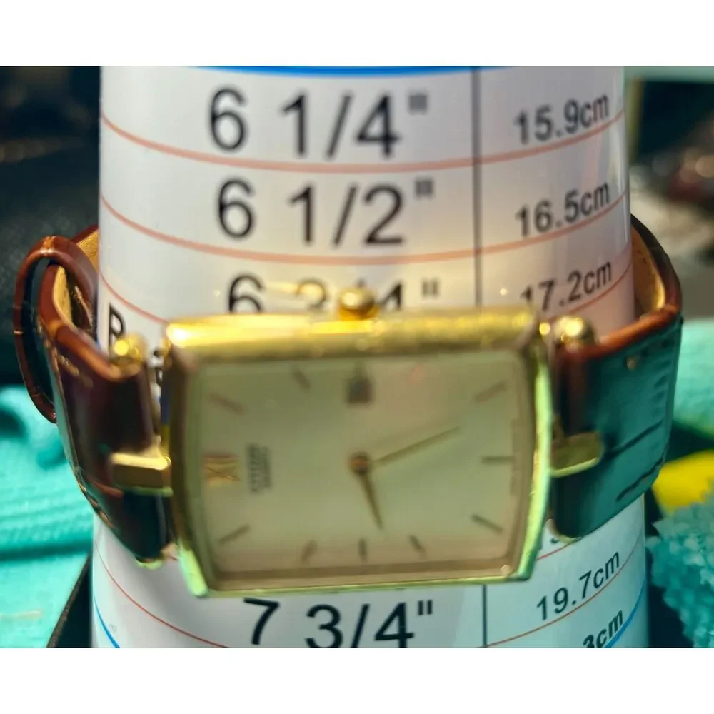 Vintage Citizen Quartz Tank Dress Watch (Ref: 6010-G56007)